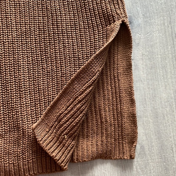 Noisy May | knitted tank - Picture 2 of 3